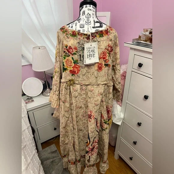 Brand new Magnolia Pearl Natalia Dress with tags! - Picture 4 of 8